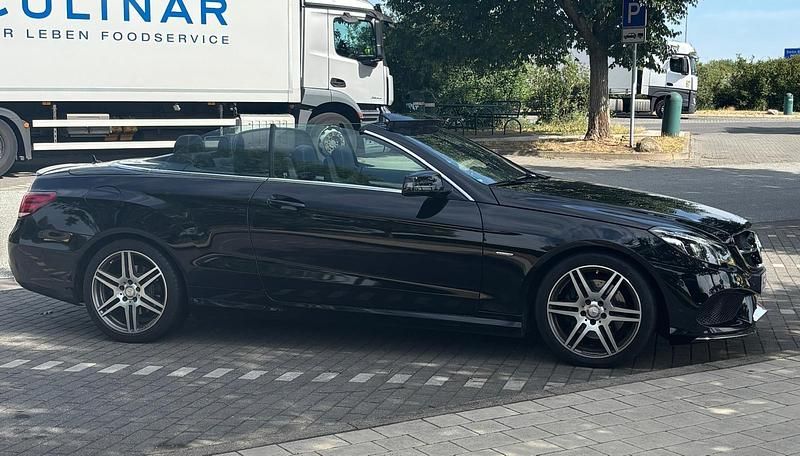 Schwarz Gebraucht 2017 Mercedes E350 Cabrio | 27.800 € (Superpreis) - Bild 1/4