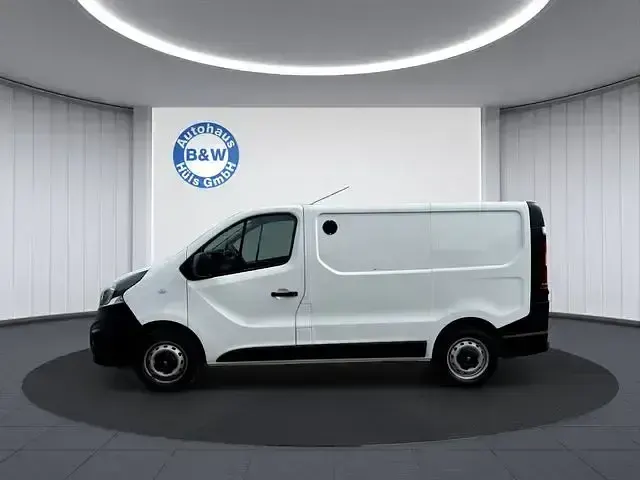 Second-hand Opel Vivaro 95 CP (69 kW) 2018 Alb Monovolum