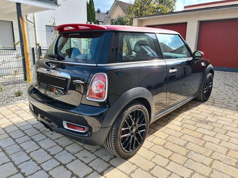 Gebraucht Mini John Cooper Works 211 PS (155 kW) 2011 Schwarz Kleinwagen