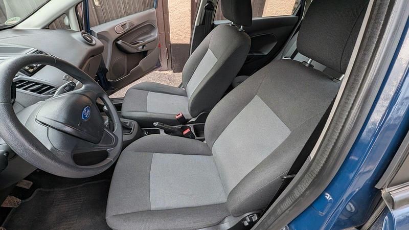 Gebraucht Ford Fiesta Ambiente 60 PS (44 kW) 2015 Blau Limousine