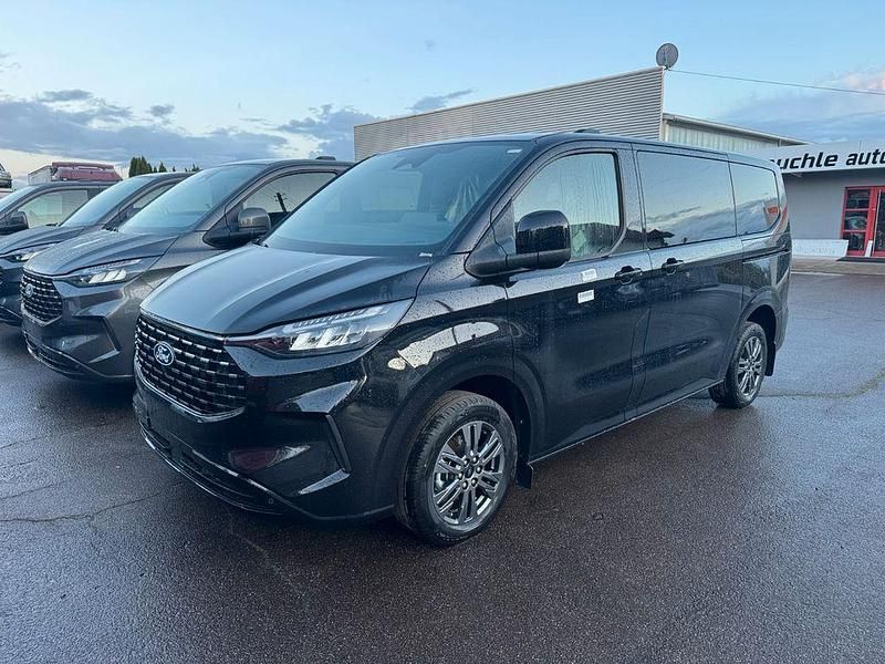Neu Ford Tourneo Titanium 150 PS (110 kW) 2025 Schwarz Van / Kleinbus