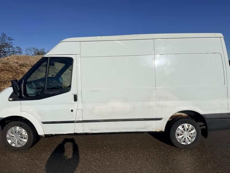 Gebraucht Ford Transit 125 PS (91 kW) 2012 Weiß Van / Kleinbus