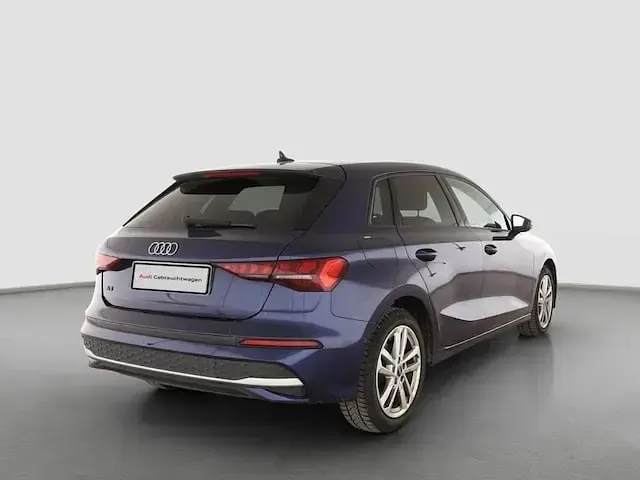 Gebraucht Audi A3 Ambiente 150 PS (110 kW) 2026 Navarrablau metallic