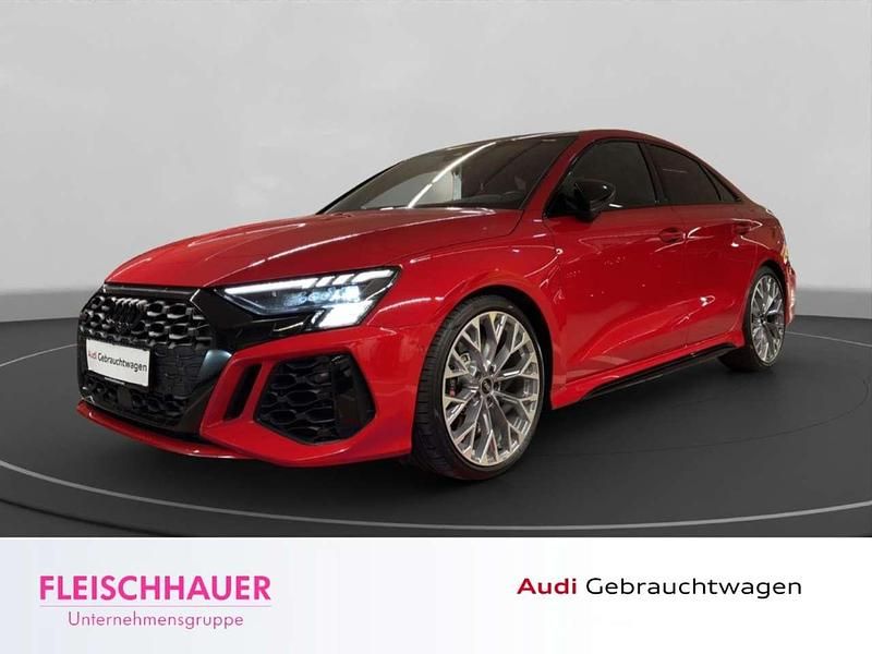 Rot Gebraucht 2022 Audi RS3 Limousine | 47.770 € (Superpreis) - Bild 1/4