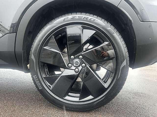 Gebraucht Volvo XC40 120 PS (88 kW) 2025 SUV