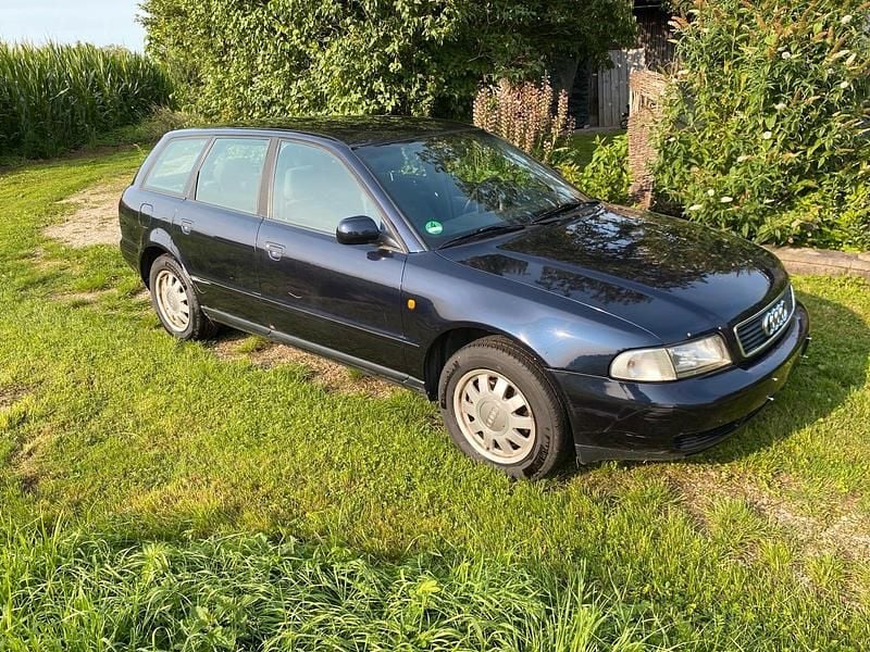 Gebraucht 1998 Audi A4 Kombi | 600 € - Bild 1/4