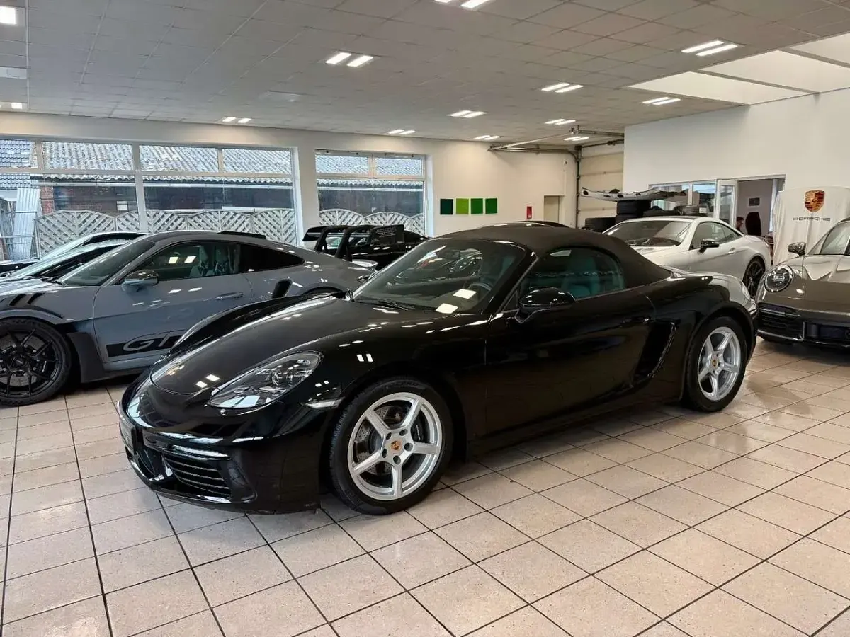 Gebraucht Porsche 718 299 PS (219 kW) 2024 Schwarz Cabrio
