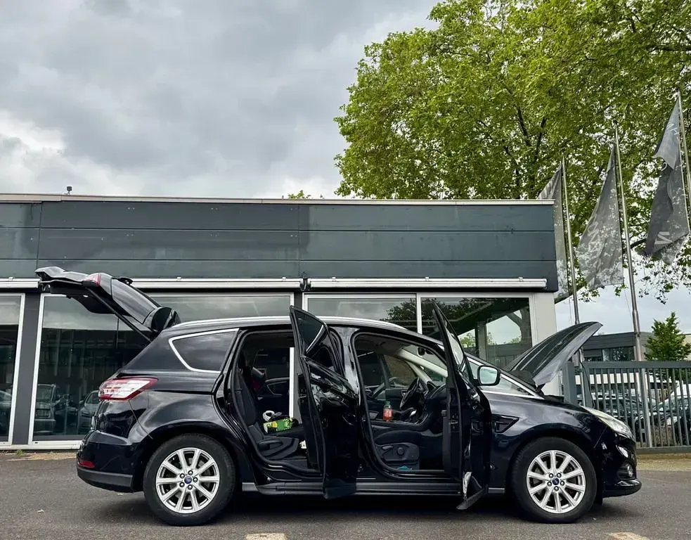 Gebraucht Ford S-MAX S 150 PS (110 kW) 2016 Schwarz Van / Kleinbus
