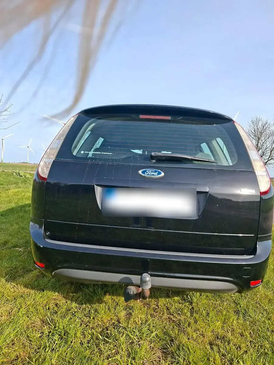 Gebraucht Ford Focus 109 PS (80 kW) 2009 Schwarz Kombi