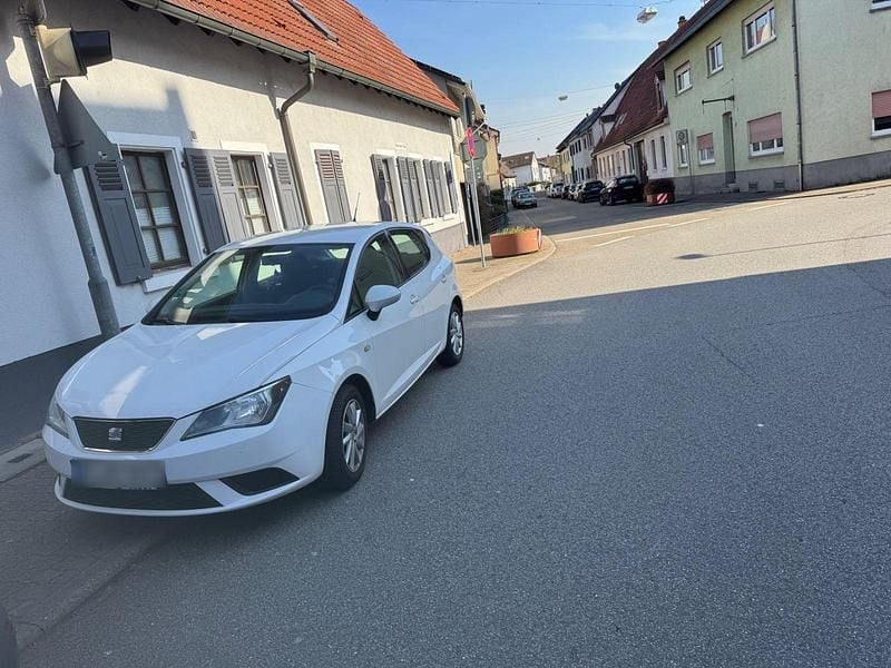 Gebraucht Seat Ibiza Ecomotive 75 PS (55 kW) 2012 Weiß Kleinwagen