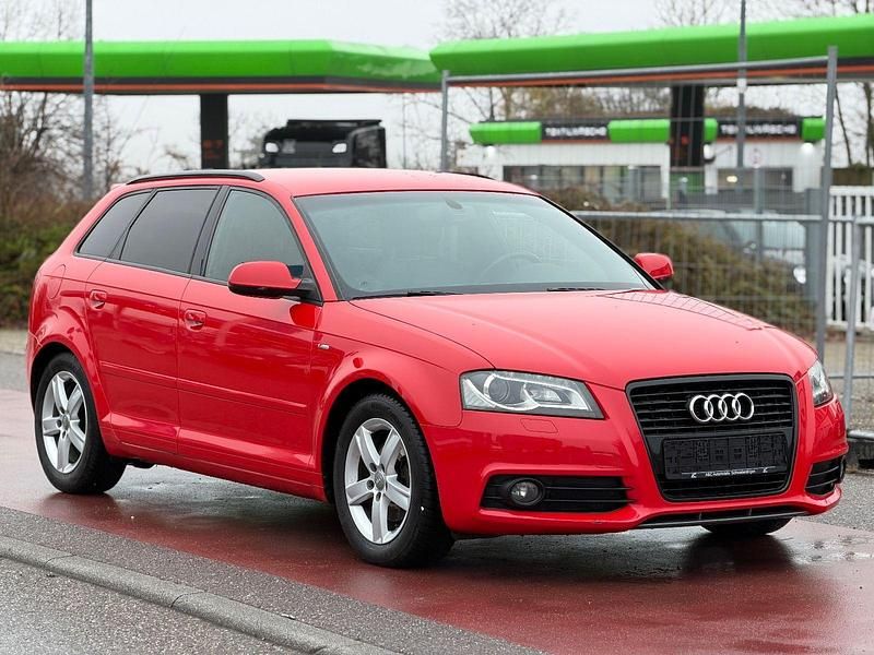 Gebraucht Audi A3 S-Line 125 PS (91 kW) 2011 Rot Limousine