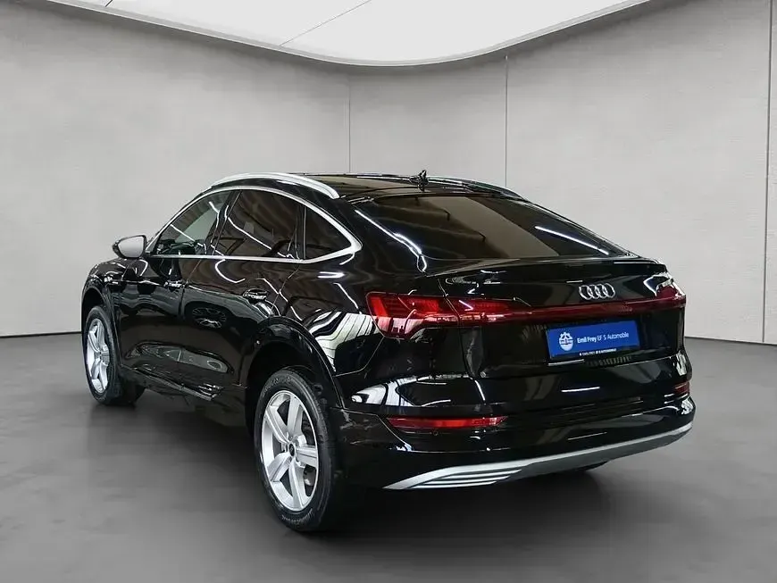 Gebraucht Audi e-tron Sportback Advanced 300 kW (408 PS) 2023 Brillantschwarz SUV