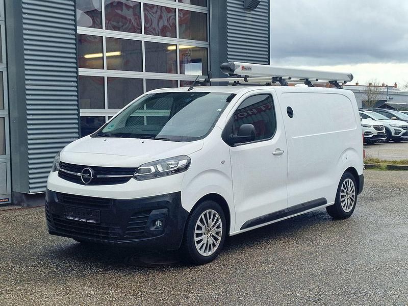 Gebraucht Opel Vivaro Edition 120 PS (88 kW) 2020 White jade Van / Kleinbus