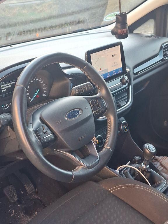 Gebraucht Ford Fiesta Active 95 PS (69 kW) 2020 Blau Kleinwagen