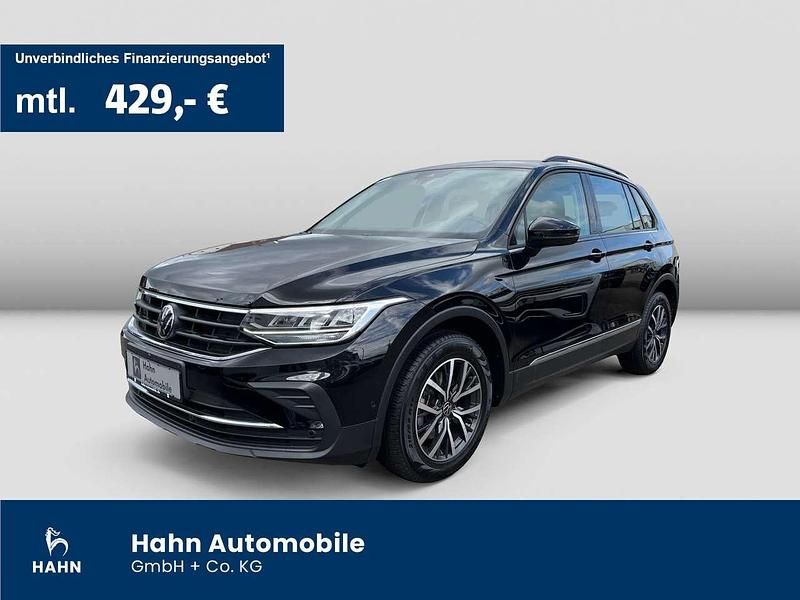 Deep black perleffekt Gebraucht 2023 VW Tiguan Life SUV | 31.890 € (Fairer Preis) - Bild 1/3