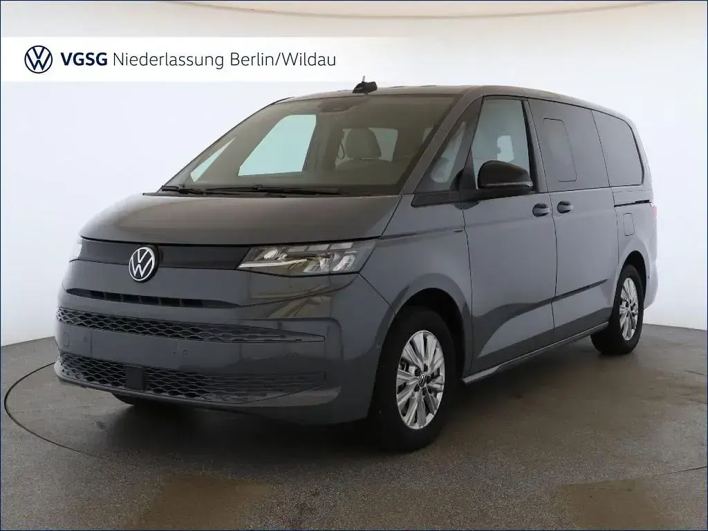 Gebraucht VW Multivan 204 PS (150 kW) 2025 Grau Van / Kleinbus