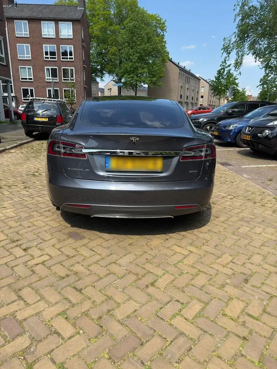 Used Tesla Model S 2015 Grey Hatchback