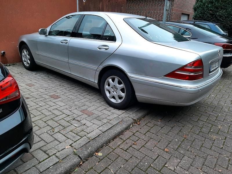 Gebraucht Mercedes S320 230 PS (169 kW) 1998 Silber Limousine