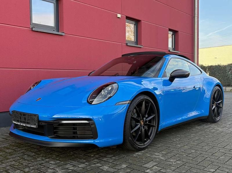 992 sharkblue** Gebraucht 2023 Porsche 911 Carrera Coupé | 119.800 € (Fairer Preis) - Bild 1/4