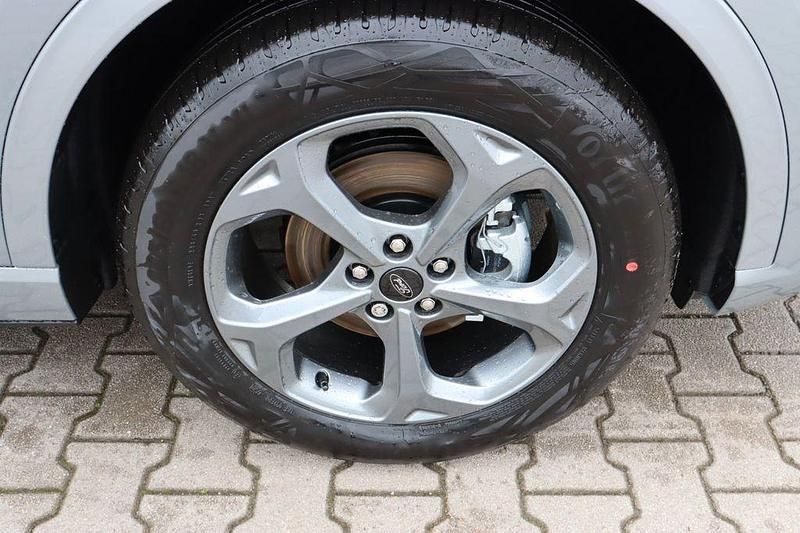 Neu Ford Kuga ST-Line 243 PS (178 kW) 2026 Frozen white SUV