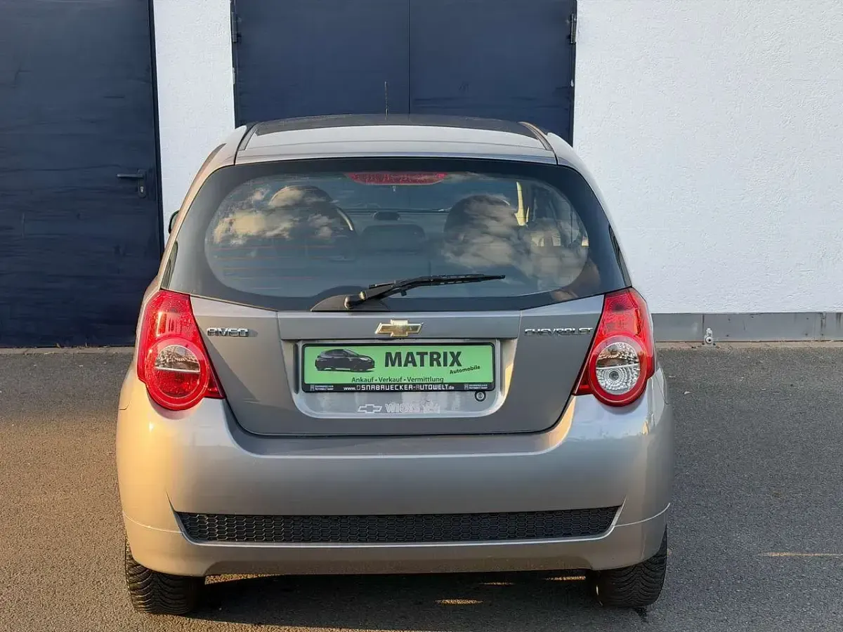 Gebraucht Chevrolet Aveo 84 PS (61 kW) 2010 Urban grey (metallic) Kleinwagen