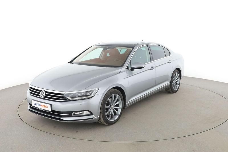 Gebraucht VW Passat Highline 2018 Grau Limousine