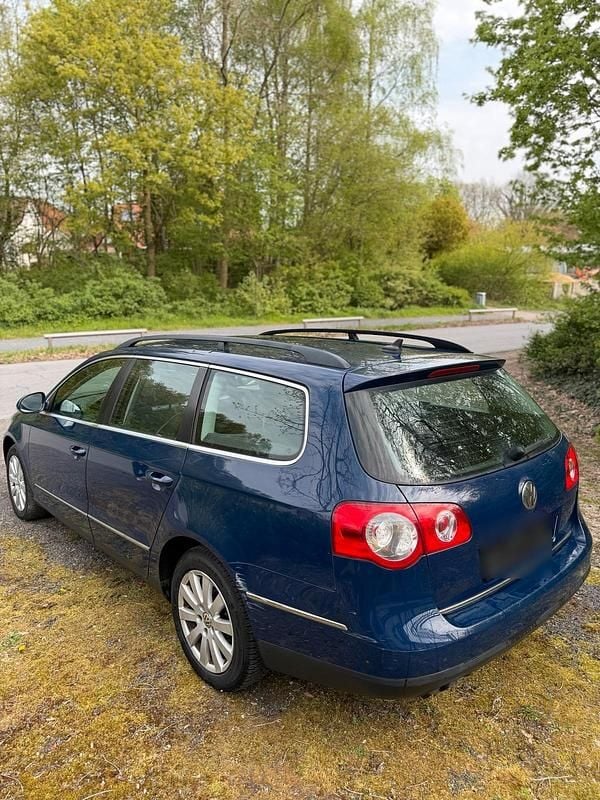 Usado VW Passat 140 HP (102 kW) 2007 Azul Sedan