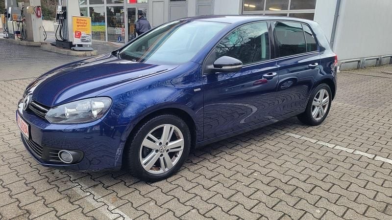 Gebraucht VW Golf VII Match 86 PS (63 kW) 2012 Blau Limousine
