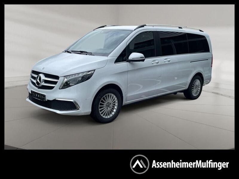 Weiß Gebraucht 2023 Mercedes V300 Van / Kleinbus | 67.169 € (Fairer Preis) - Bild 1/2