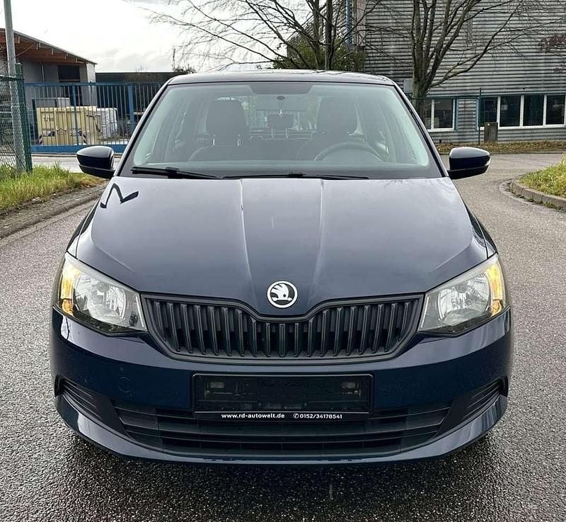 Gebraucht Skoda Fabia Cool Edition 60 PS (44 kW) 2015 Blau Kleinwagen