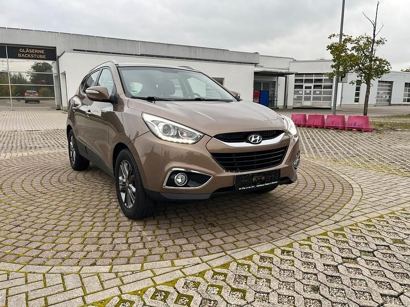 Braun Gebraucht 2013 Hyundai ix35 Trend SUV | 9.950 € (Fairer Preis) - Bild 1/4