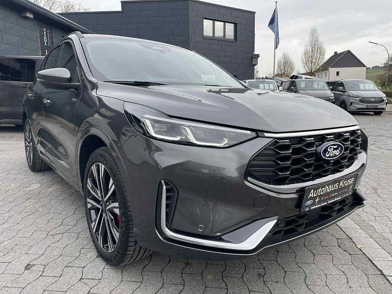 Grau Neu 2025 Ford Kuga ST-Line X SUV | 44.990 € (Teuer) - Bild 1/4