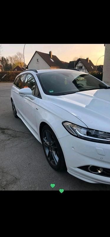 Gebraucht Ford Mondeo ST-Line 179 PS (131 kW) 2018 Weiß Kombi