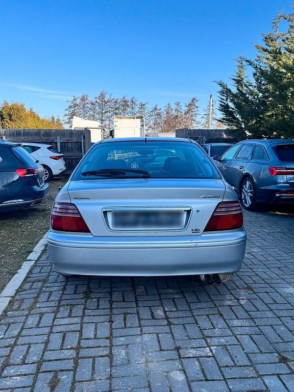 Gebraucht Honda Accord LS 136 PS (100 kW) 2000 Silber Limousine