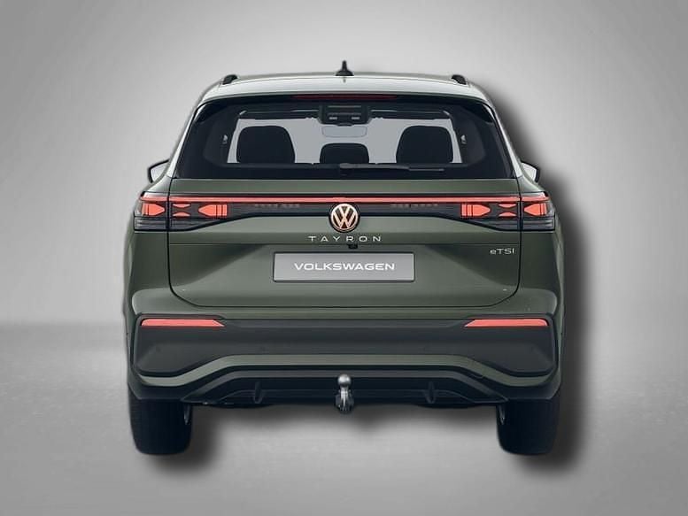Neu VW Tayron 150 PS (110 kW) 2025 Cipressinogrün metallic SUV