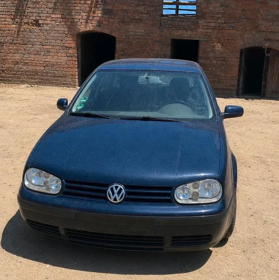 Gebraucht VW Golf IV 75 PS (55 kW) 2003 Blau Kleinwagen