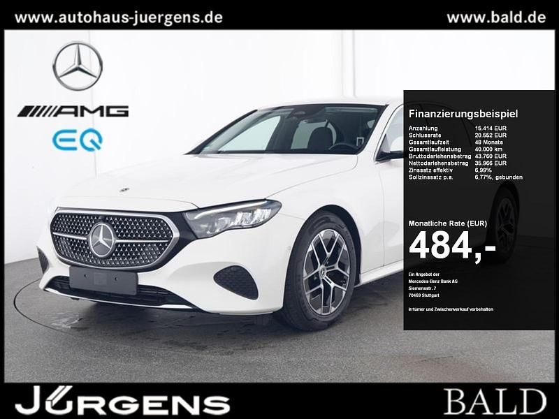 Weiss polarweiss Gebraucht 2024 Mercedes E200 Avantgarde Limousine | 51.220 € (Fairer Preis) - Bild 1/4