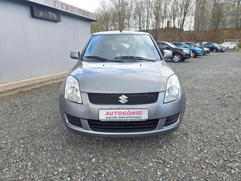 Gebraucht Suzuki Swift 92 PS (67 kW) 2010 Grau Kleinwagen