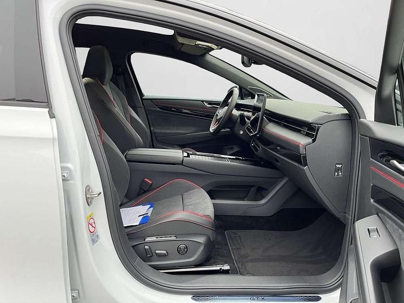 Gebraucht VW ID.7 GTX 250 kW (340 PS) 2026 Gletscherweiß metallic / schwa Kombi