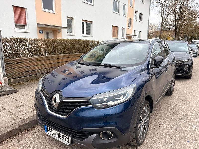 Gebraucht Renault Kadjar Bose Edition 131 PS (96 kW) 2016 Blau SUV
