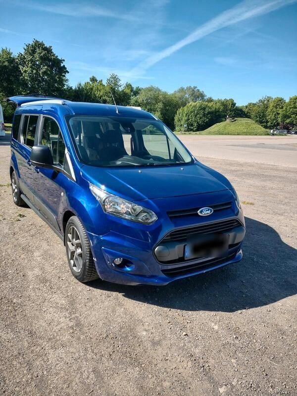 Blau Gebraucht 2015 Ford Tourneo Van / Kleinbus | 18.000 € (Etwas zu teuer) - Bild 1/4