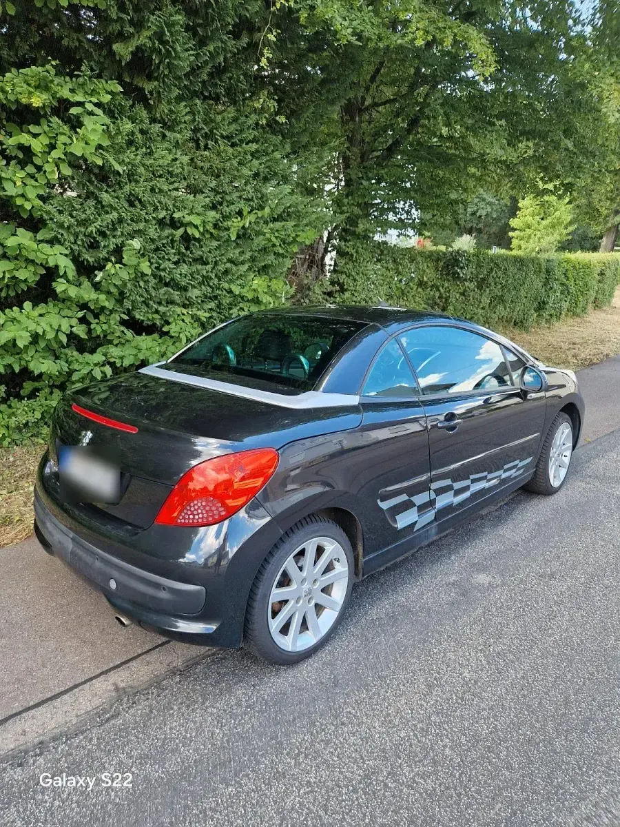 Gebraucht Peugeot 207 CC 120 PS (88 kW) 2009 Schwarz Cabrio