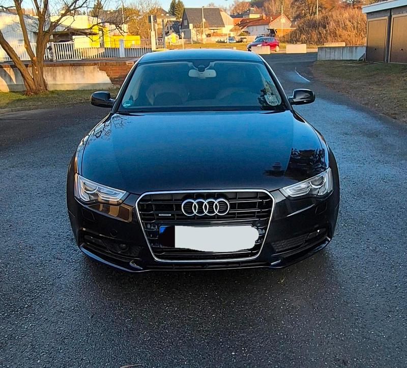 Schwarz Gebraucht 2013 Audi A5 Sportback Kleinwagen | 16.500 € (Fairer Preis) - Bild 1/4