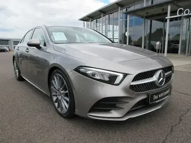 Gebraucht Mercedes A250 AMG 224 PS (164 kW) 2019 Silber Limousine