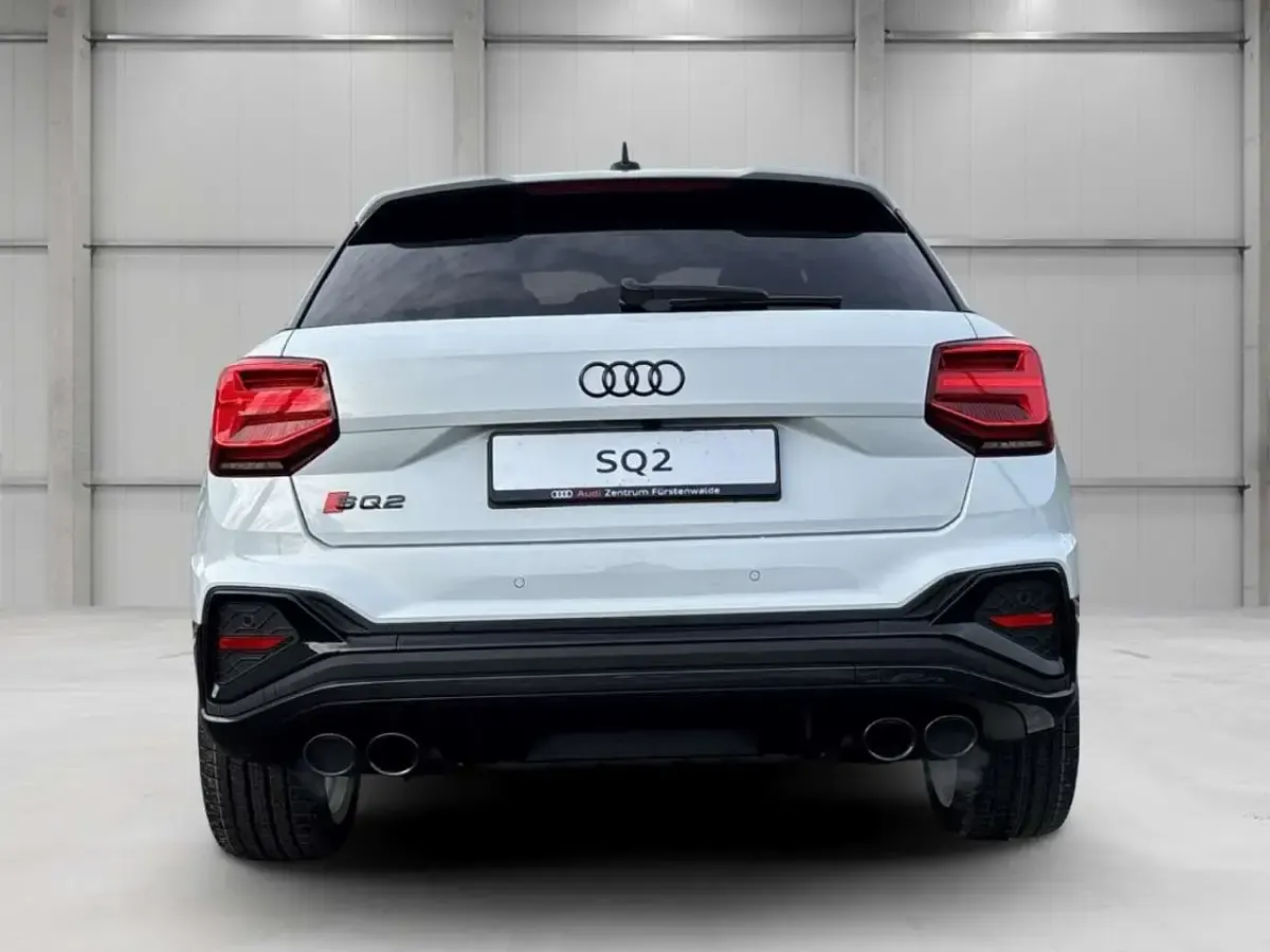 Gebraucht Audi SQ2 Sport 300 PS (220 kW) 2025 Weiss SUV