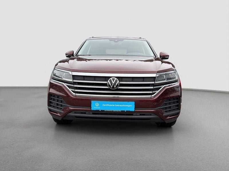 Gebraucht VW Touareg Basis 286 PS (210 kW) 2022 Rot SUV