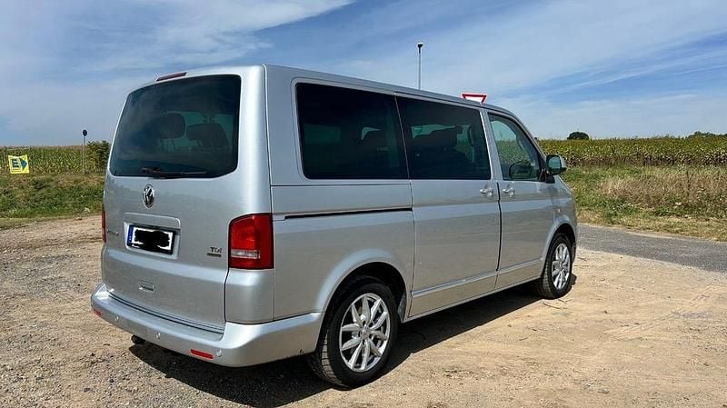 Usado VW Multivan 179 HP (131 kW) 2012 Prateado Monovolume