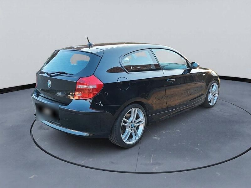 Gebraucht BMW 120 Performance 170 PS (125 kW) 2008 Schwarz Kleinwagen