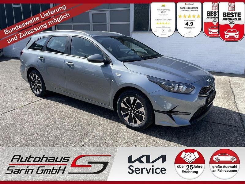 Silber Neu 2025 Kia Ceed Sportswagon 2 Kombi | 24.499 € (Guter Preis) - Bild 1/4
