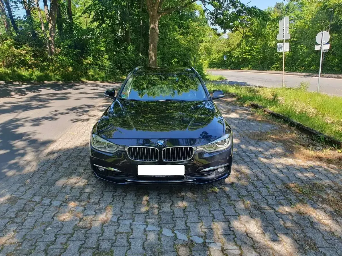 Gebraucht BMW 320 Luxury Line 190 PS (139 kW) 2015 Blau Kombi